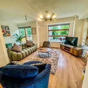 Plum Tree Penthouse Cambridge (Cambridgeshire)